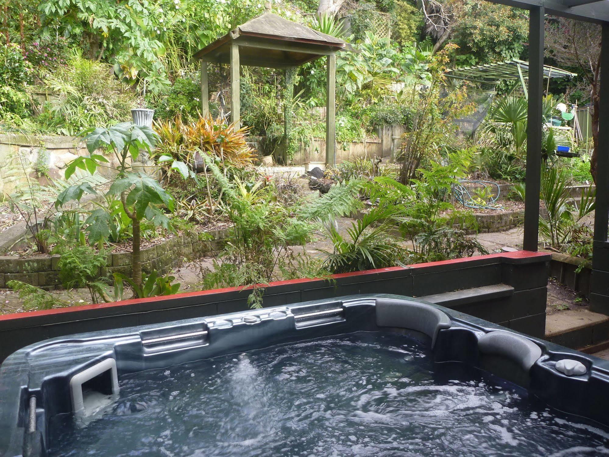 Pohutukawa Coast Bnb Te Puru Exterior photo