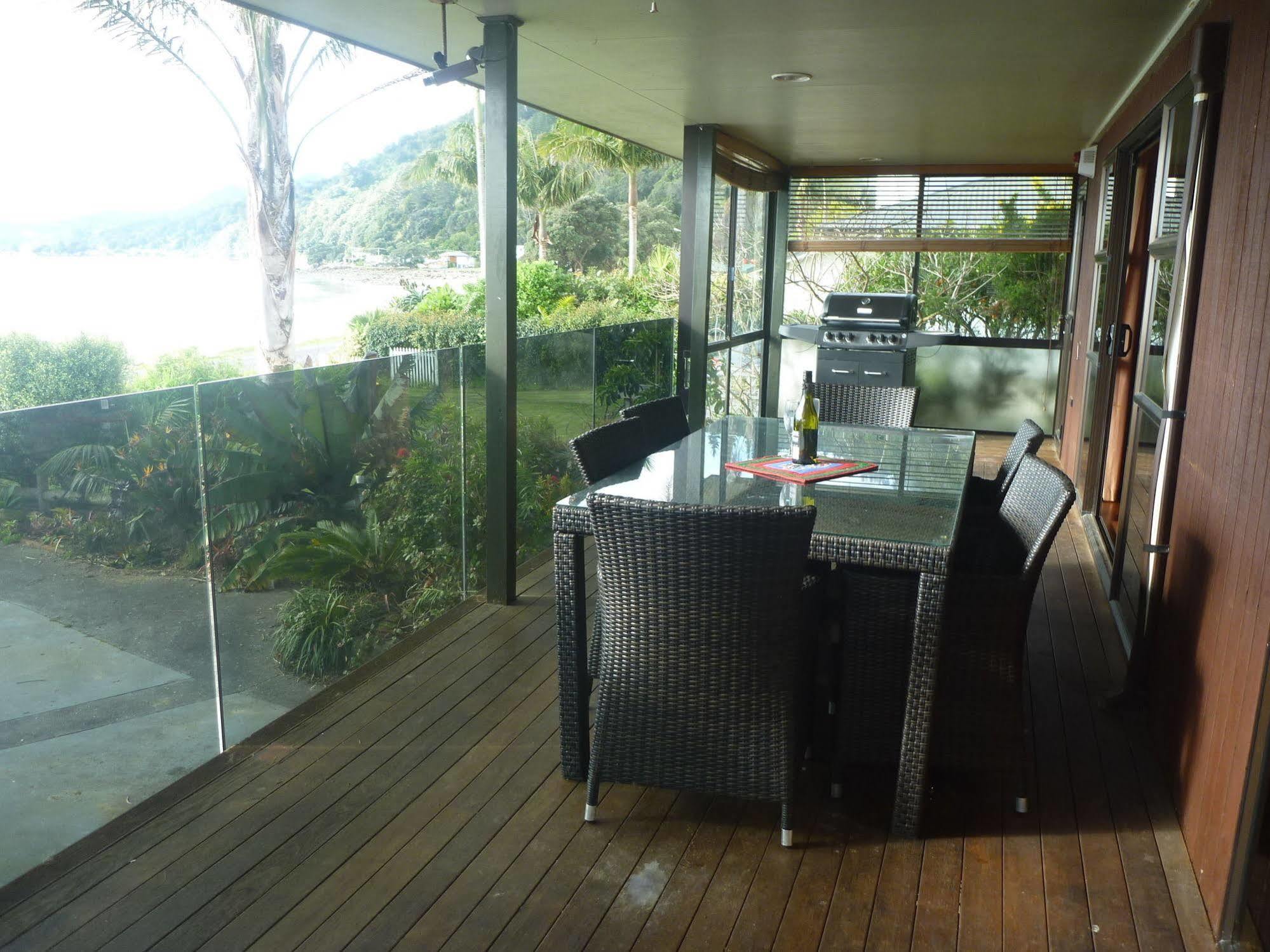 Pohutukawa Coast Bnb Te Puru Exterior photo